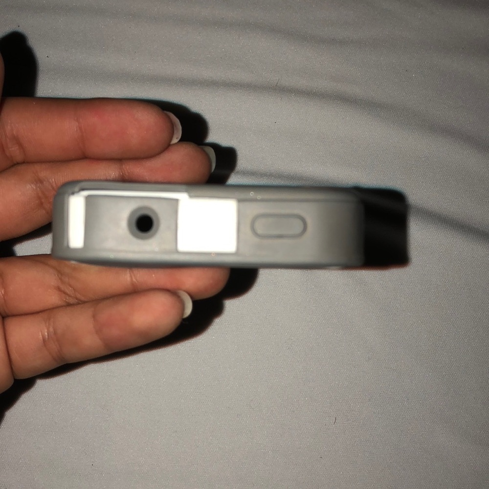 Phone case - Picture 4 of 6